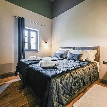 3 Bedroom In * Брибир